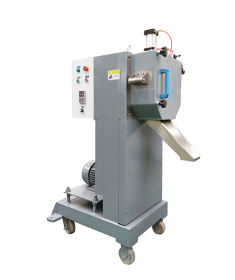 재활용 된 PP PE ABS PC PET Granules를 적절하게 만들기 위해 캔티레버 플라스틱 Granulator